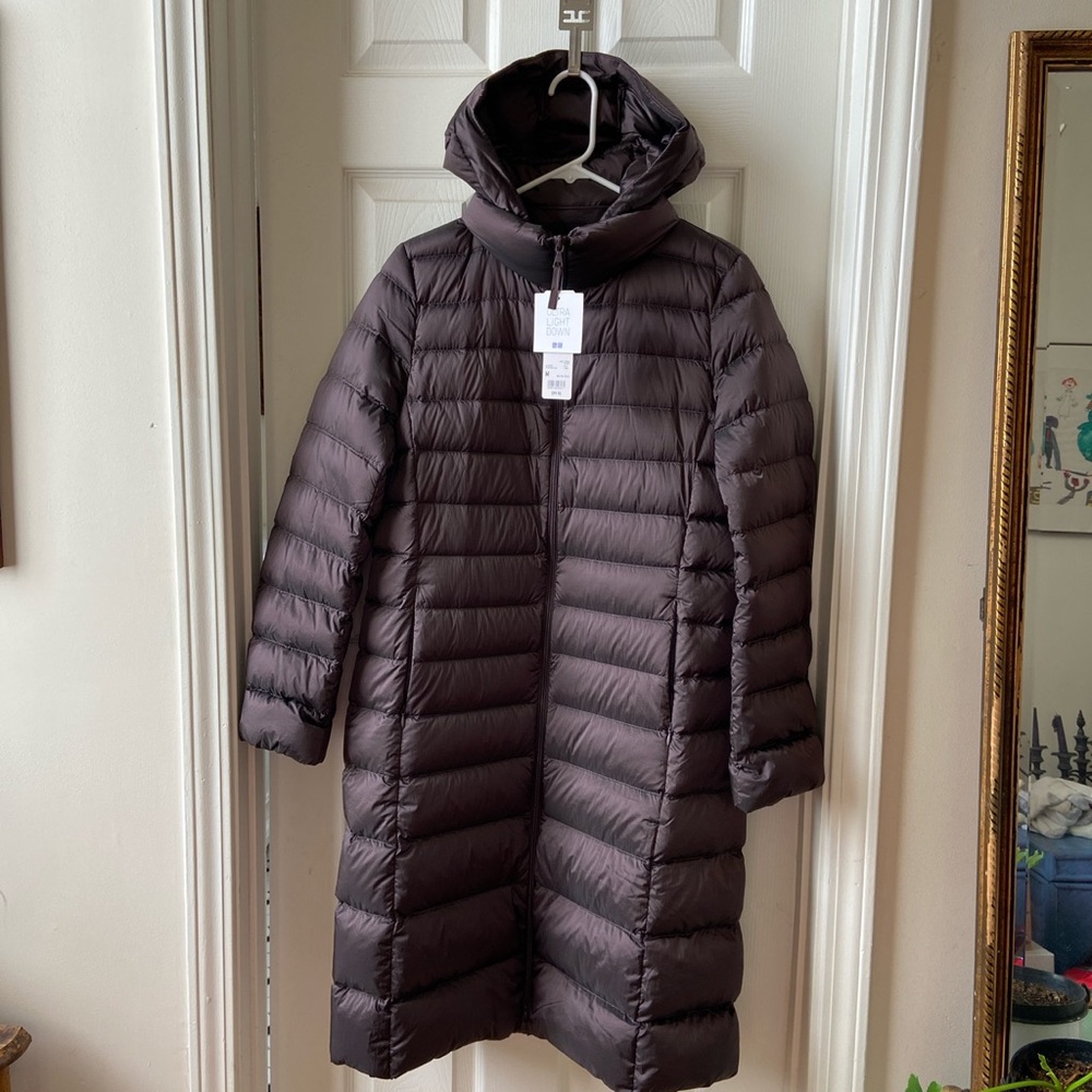 UNIQLO ultra light down hooded coat